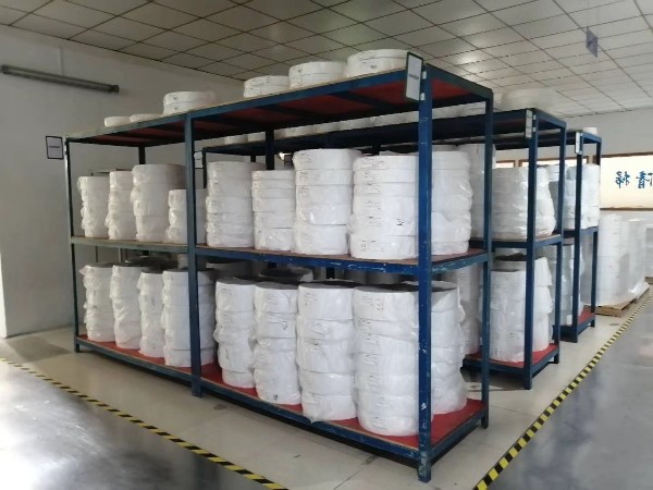 賽諾膠粘-成品倉(cāng)庫(kù)