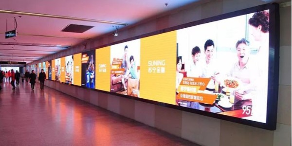 公交車身廣告是用哪種不干膠材料制作而成？